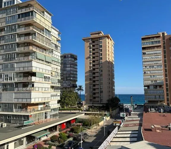 Ensenada 1 *
